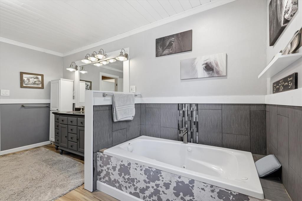 Walker H - Residential