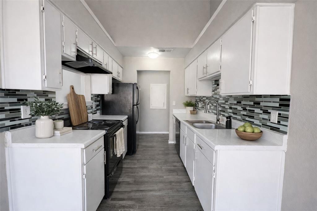 Parkside Condos - Residential