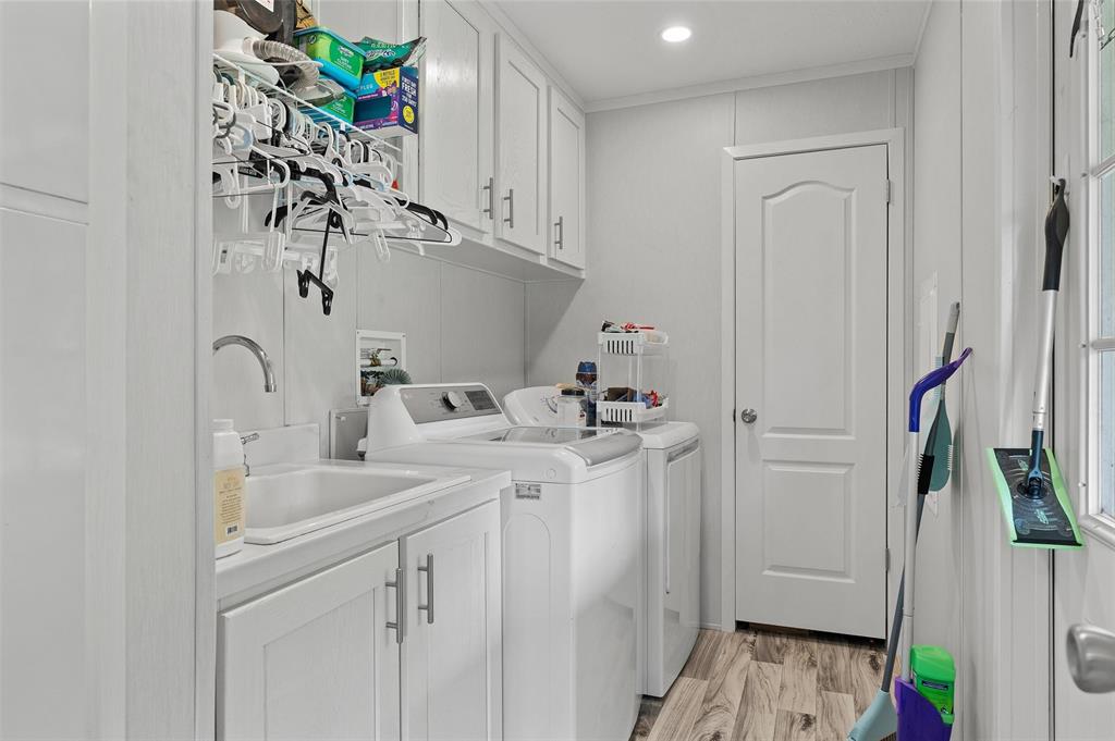 Walden Ferry Sub - Residential