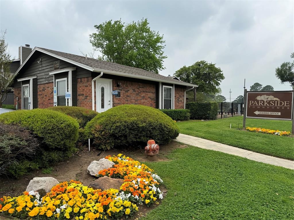 Parkside Condos - Residential