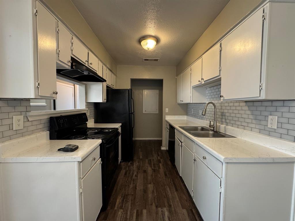 Parkside Condos - Residential