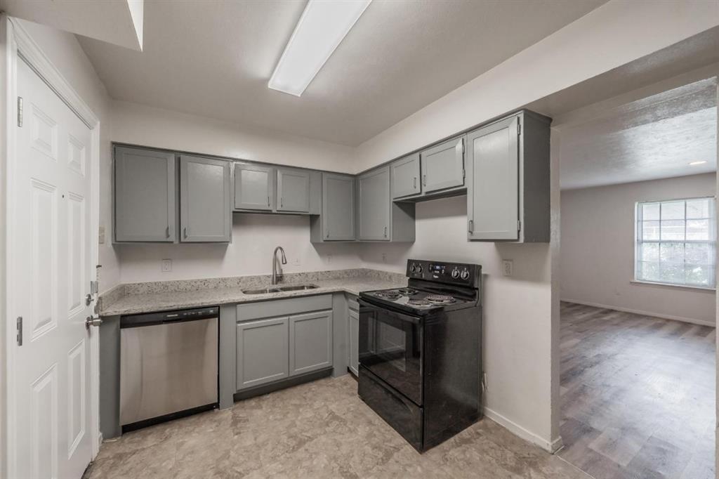 Northridge Village - Residential