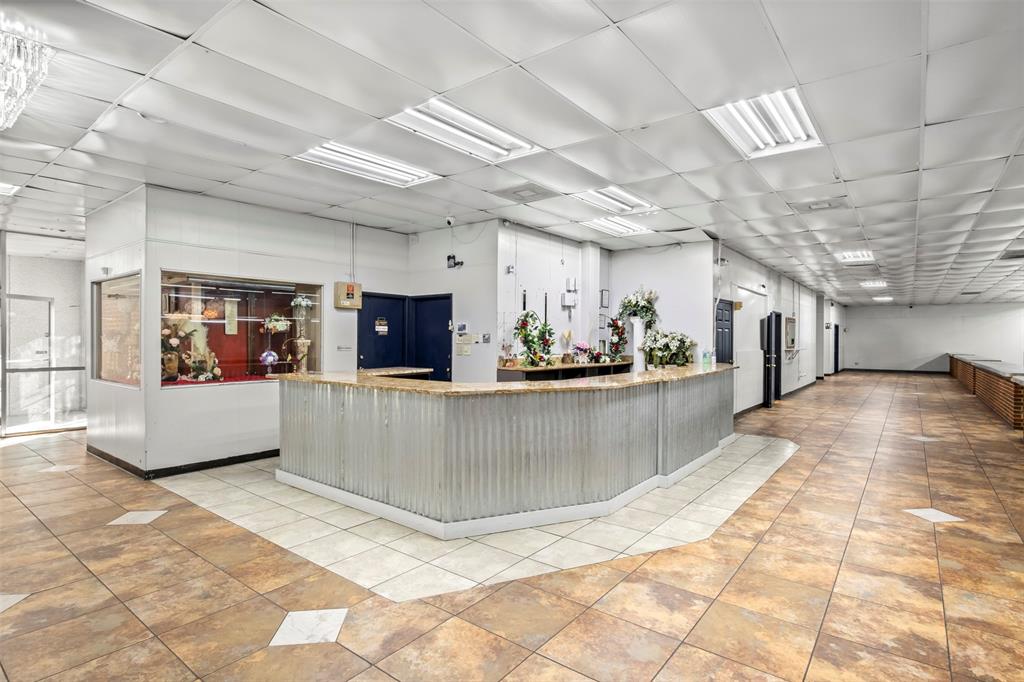 Henslee Joe Add - Commercial Sale