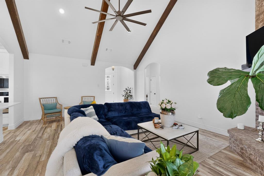 Remington Park Esates Ph - Residential