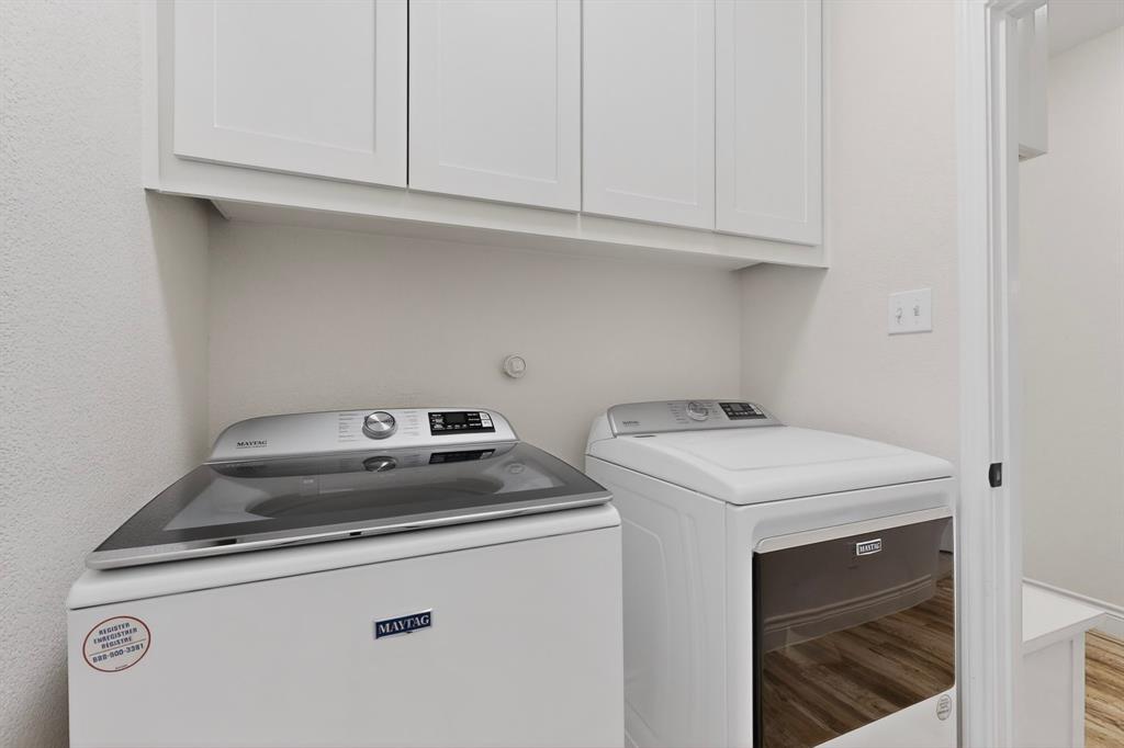 Remington Park Esates Ph - Residential
