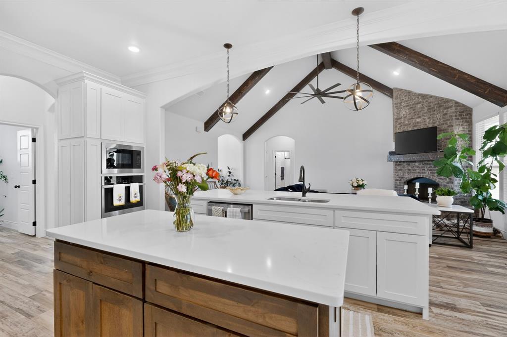 Remington Park Esates Ph - Residential