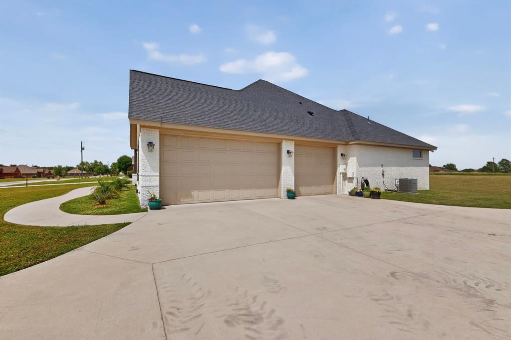 Remington Park Esates Ph - Residential