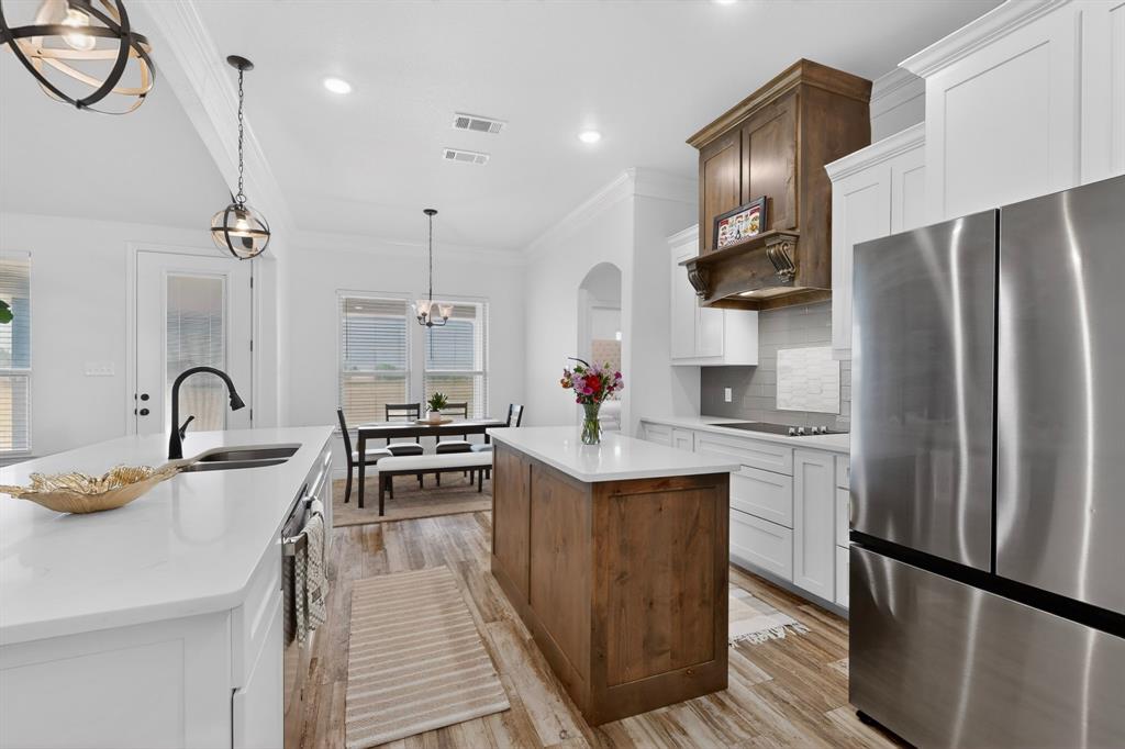 Remington Park Esates Ph - Residential
