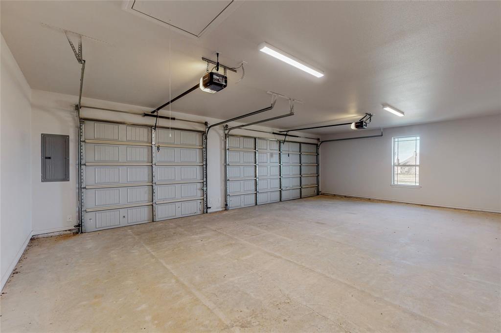Remington Park Esates Ph - Residential