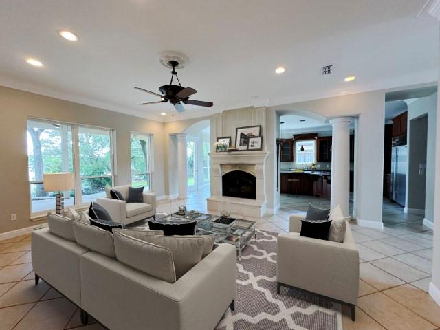 Laguna Tres Estate - Residential