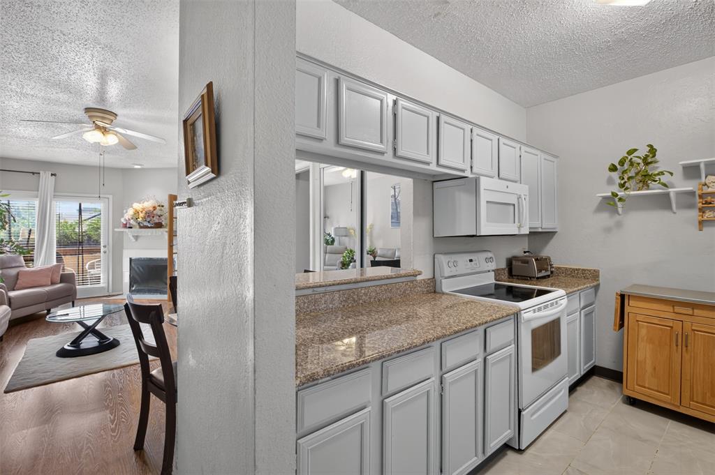 Casa Blanca Condos - Residential