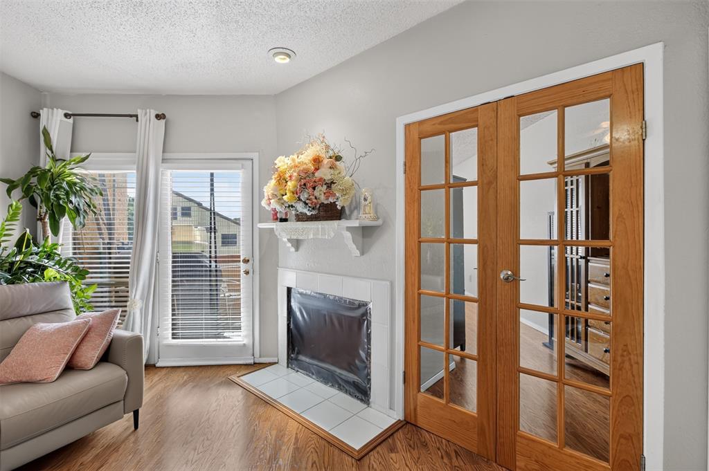 Casa Blanca Condos - Residential