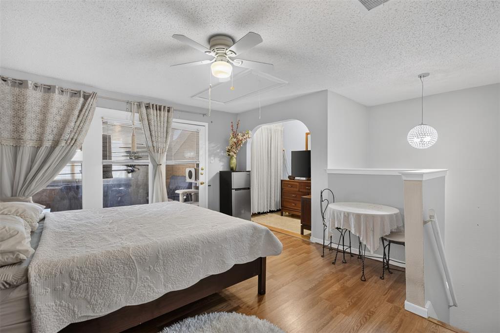 Casa Blanca Condos - Residential