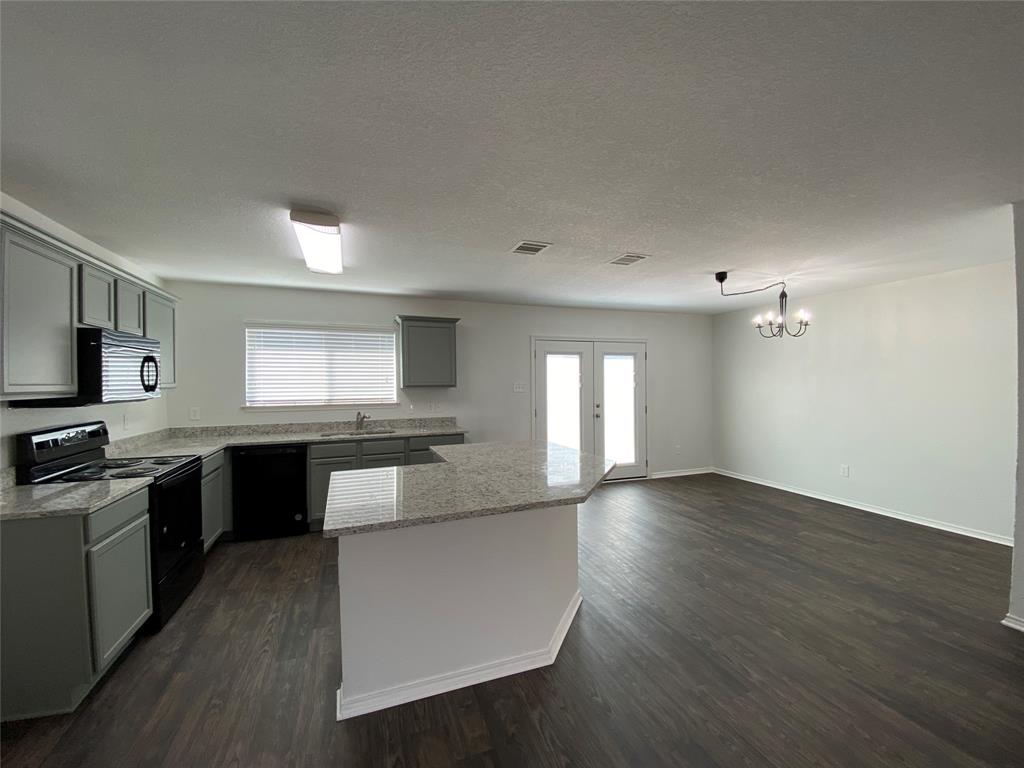 Cheyenne Ridge - Residential Lease