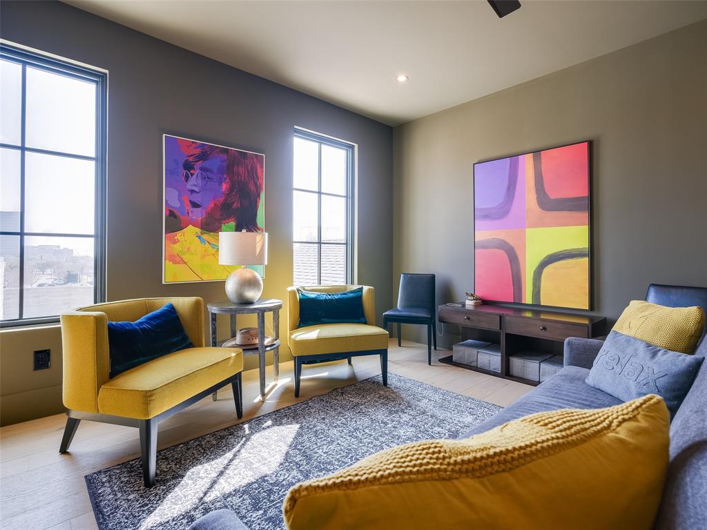 Preston Hollow Vlg Ph Three - Residential