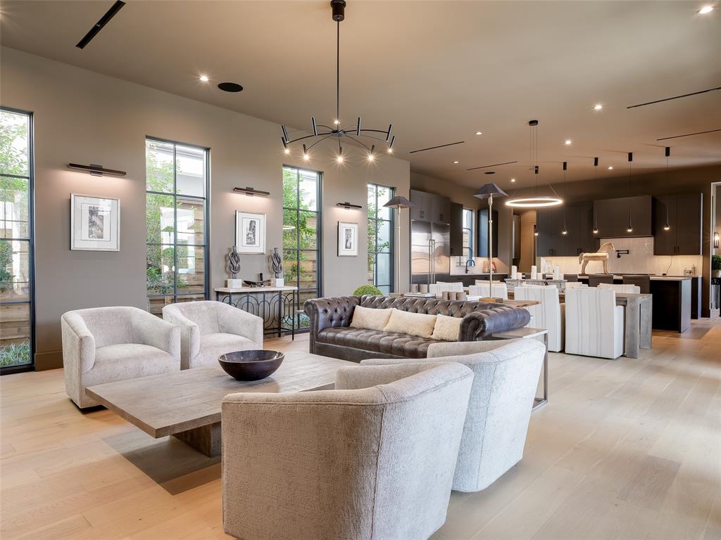 Preston Hollow Vlg Ph Three - Residential