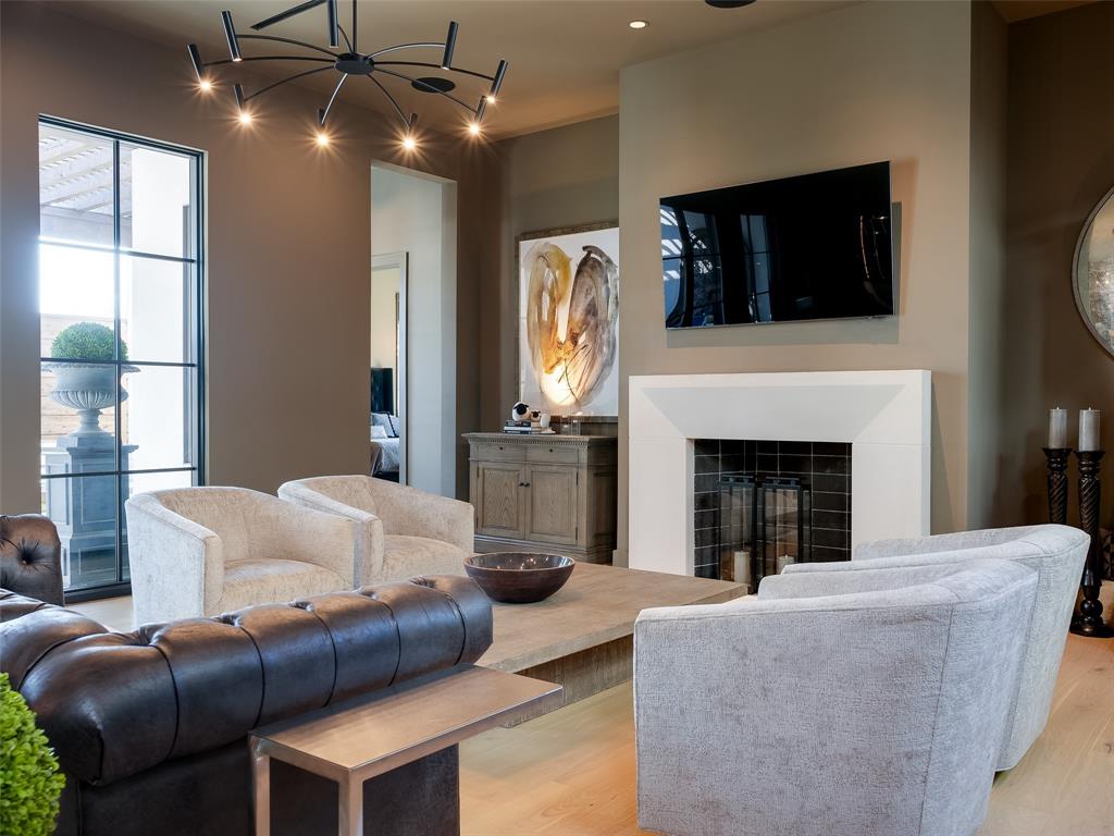 Preston Hollow Vlg Ph Three - Residential