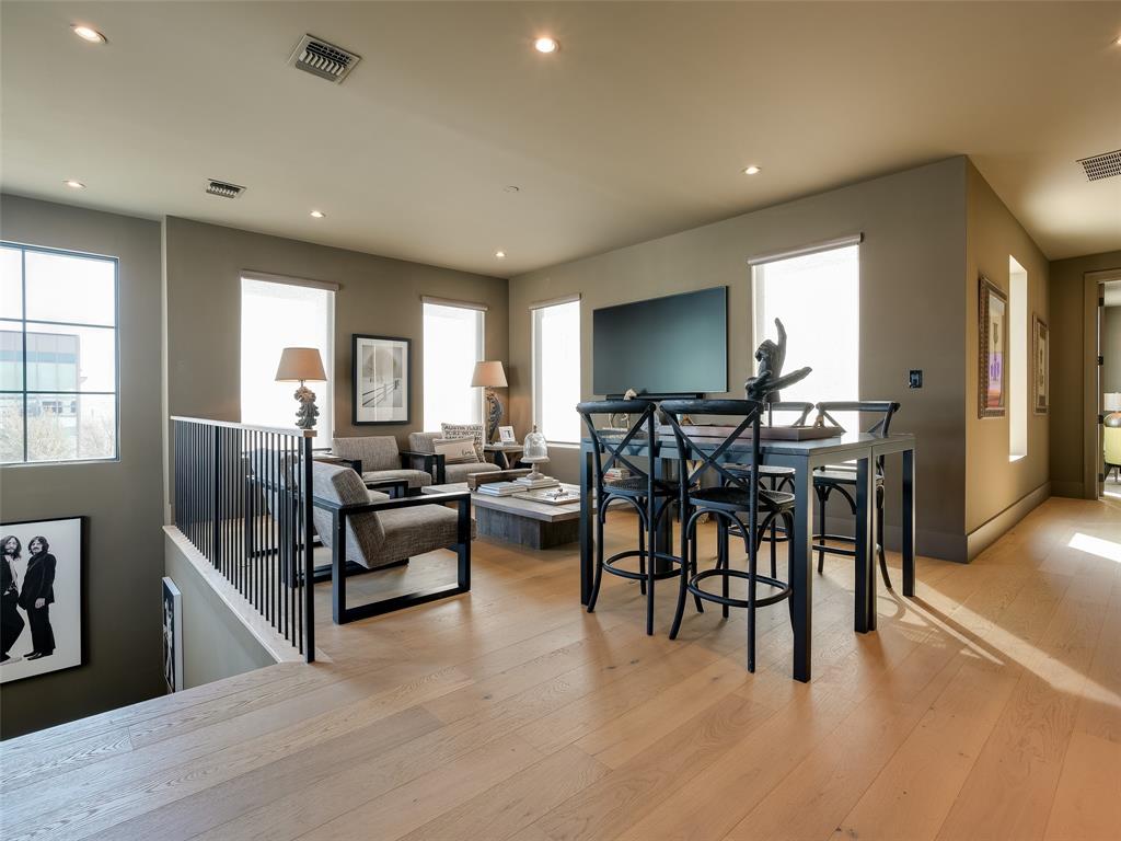 Preston Hollow Vlg Ph Three - Residential