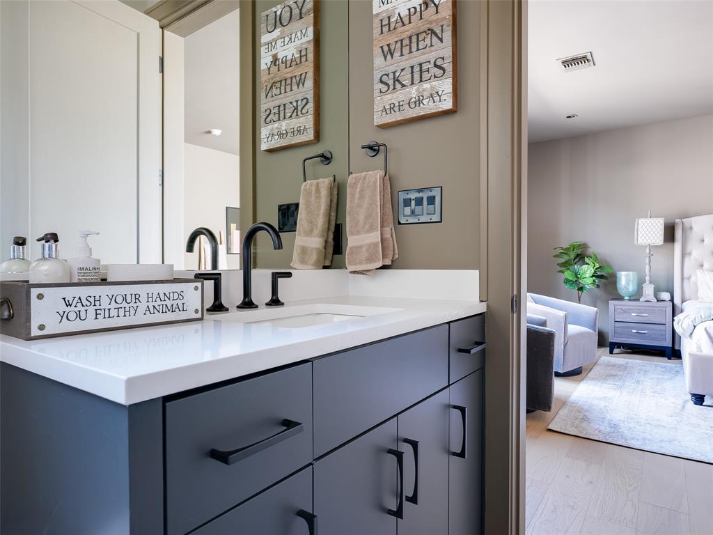 Preston Hollow Vlg Ph Three - Residential