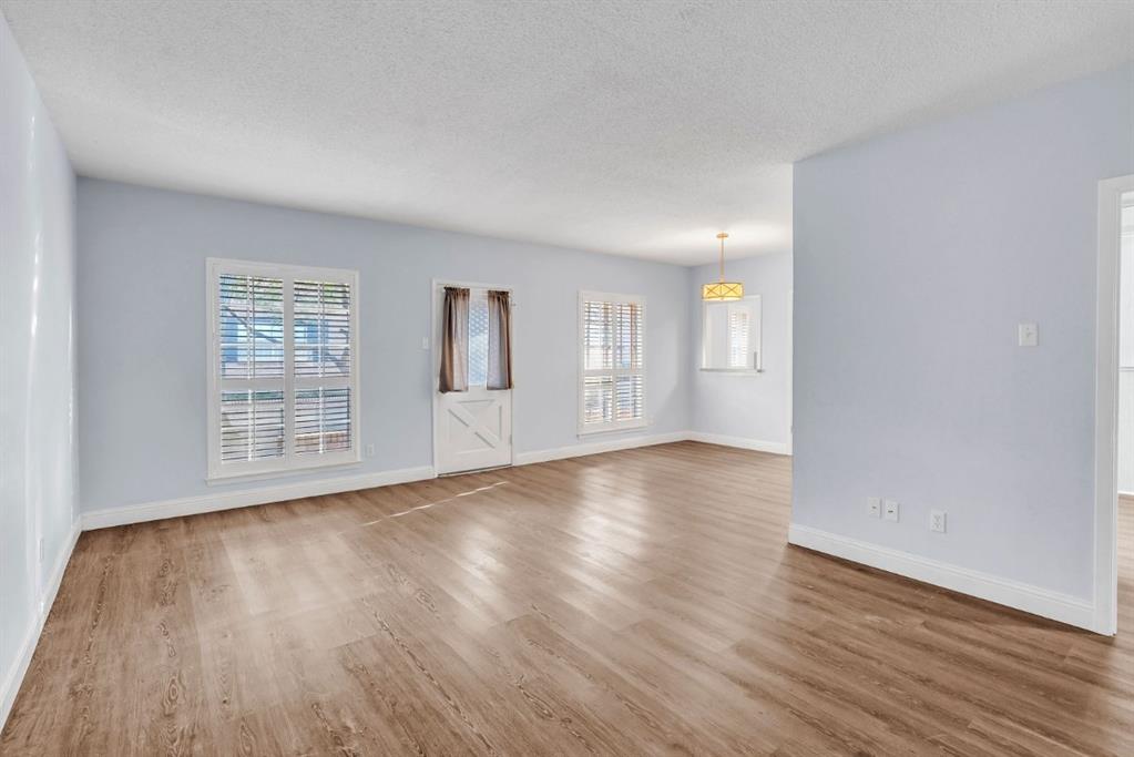 La Fontaine Condo - Residential