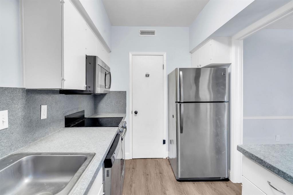 La Fontaine Condo - Residential