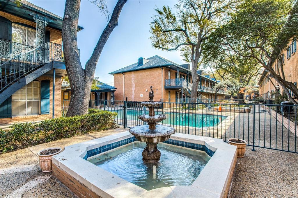 La Fontaine Condo - Residential