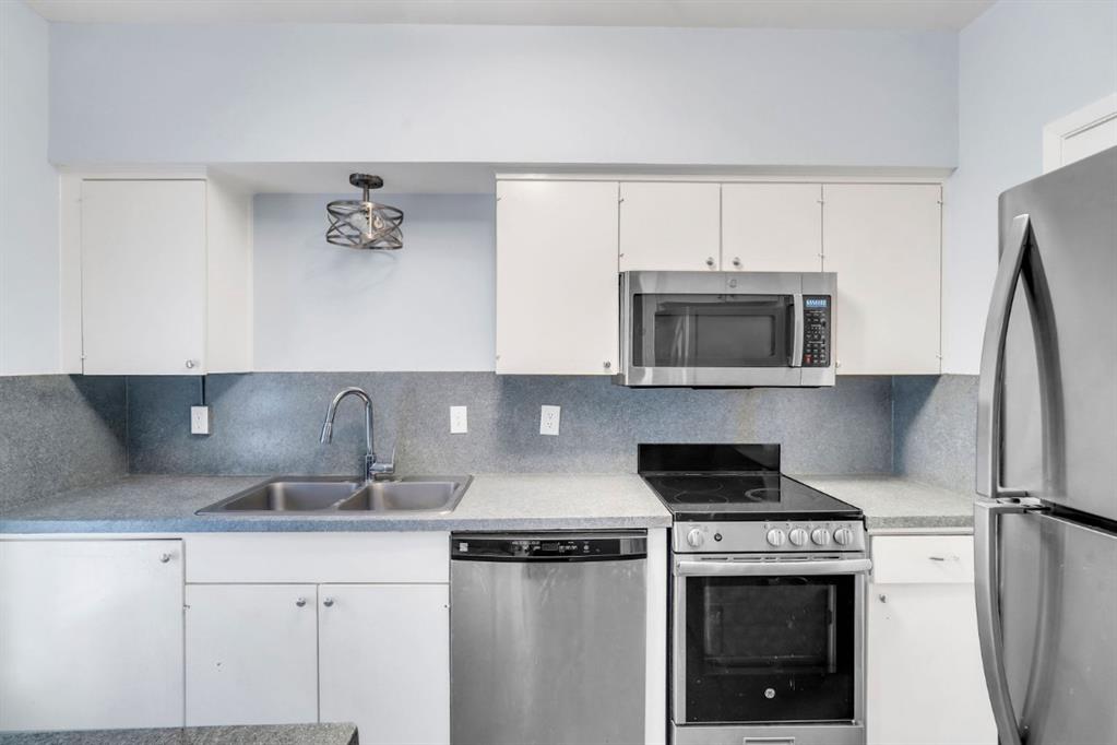 La Fontaine Condo - Residential