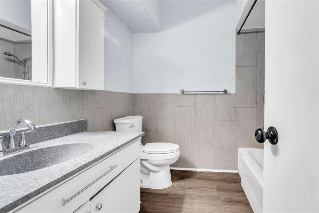 La Fontaine Condo - Residential