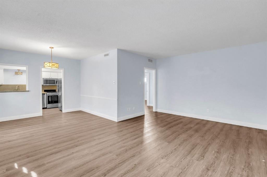 La Fontaine Condo - Residential