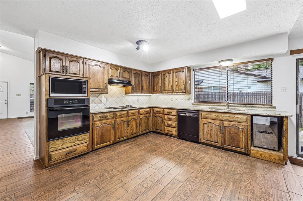 544 Place Sec One - Residential
