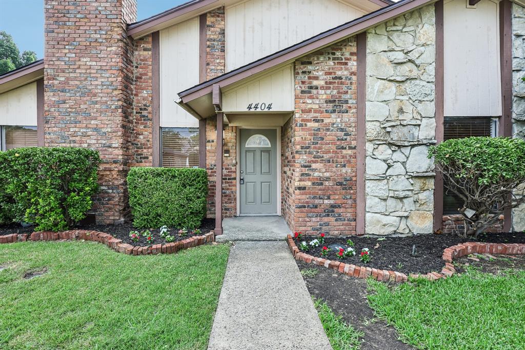 544 Place Sec One - Residential