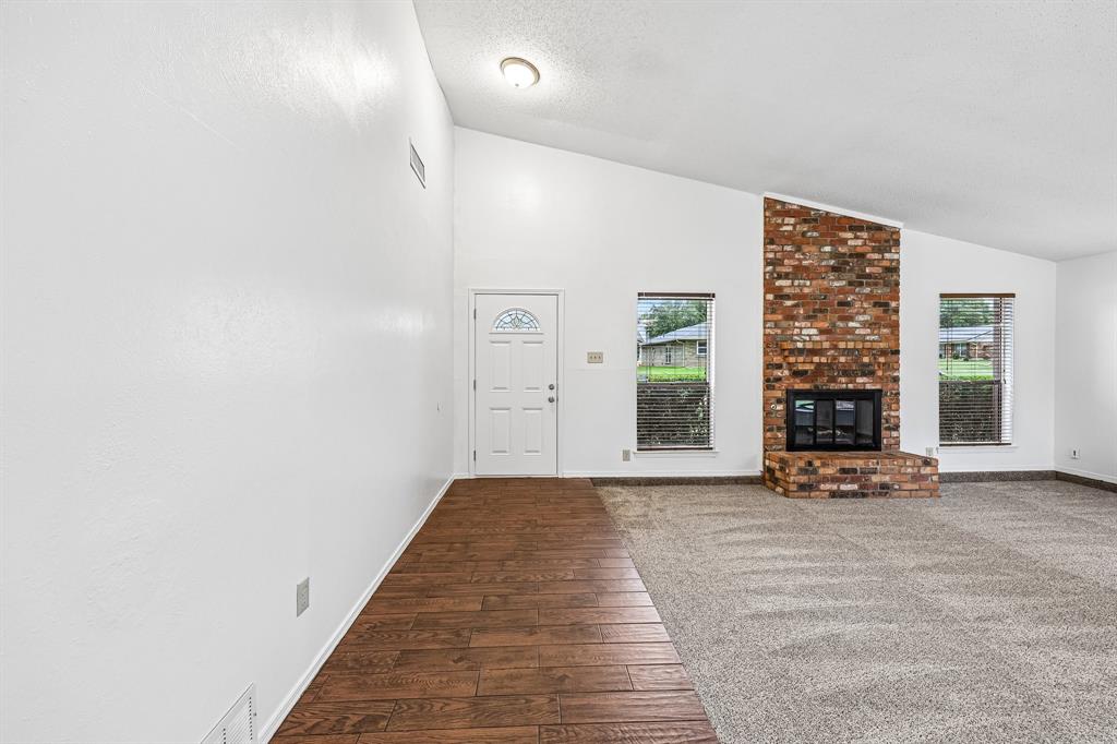 544 Place Sec One - Residential