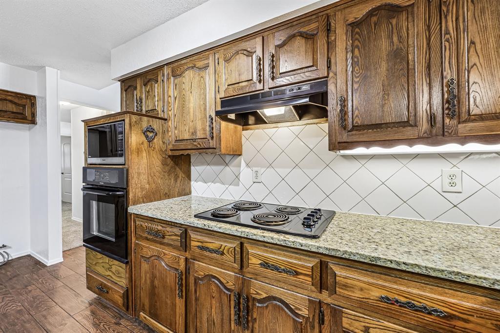 544 Place Sec One - Residential