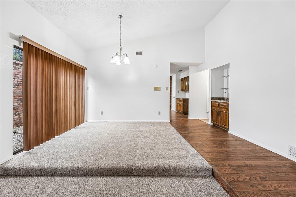 544 Place Sec One - Residential