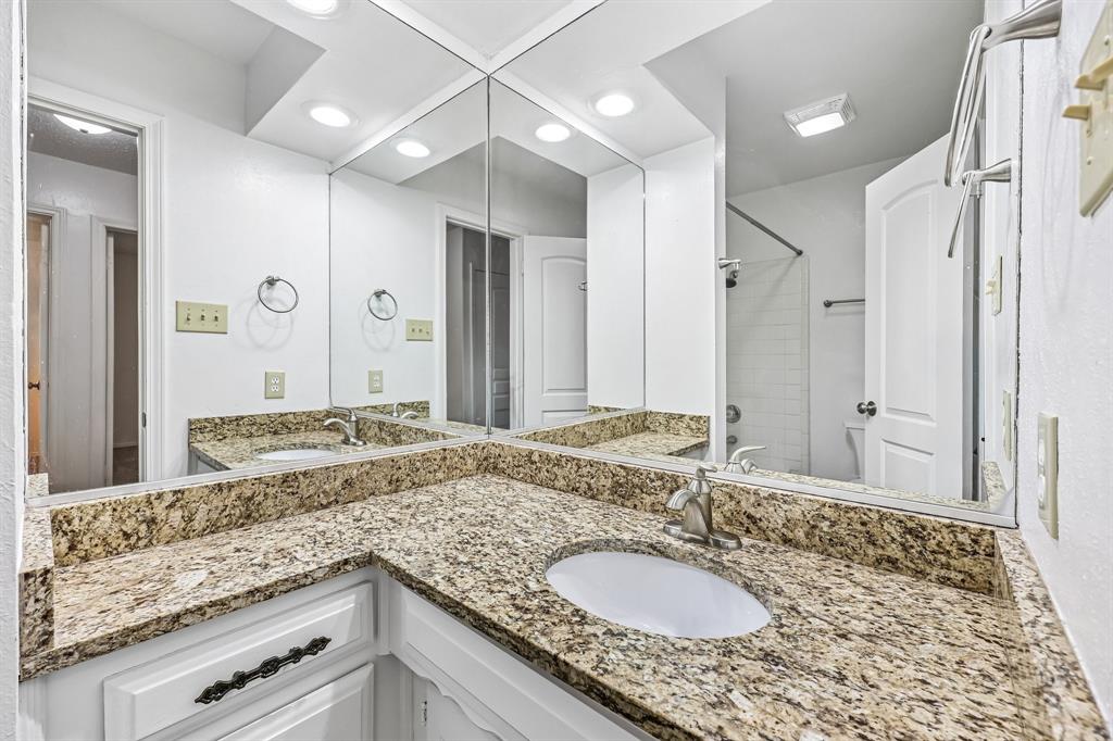 544 Place Sec One - Residential
