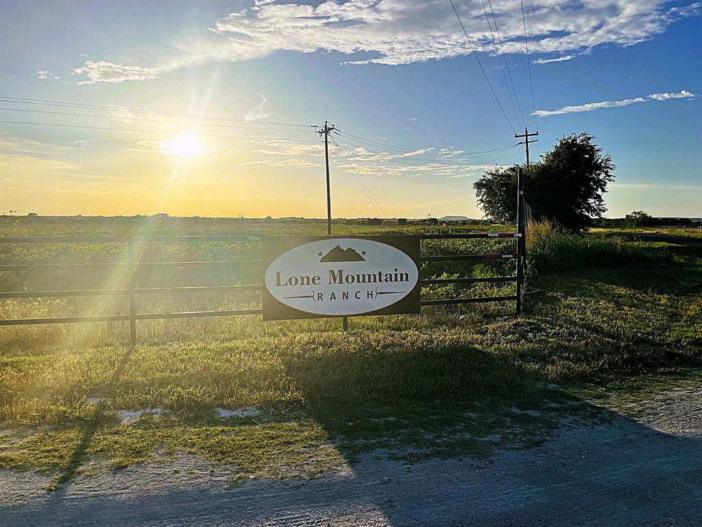 Lone Mountain - Land