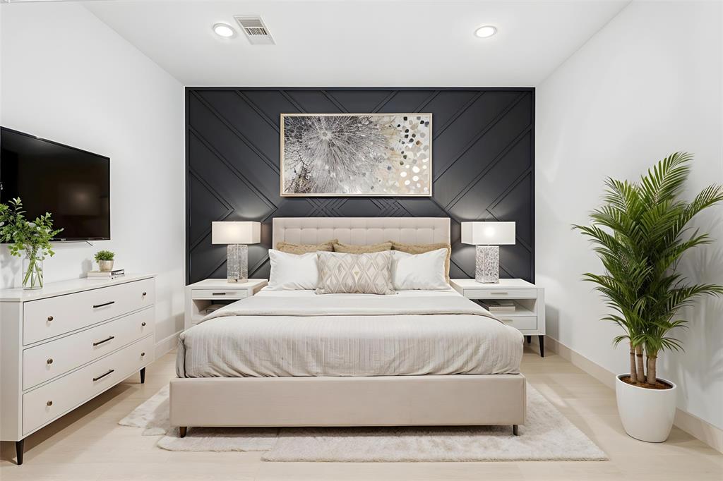 lincoln Manor - Residential