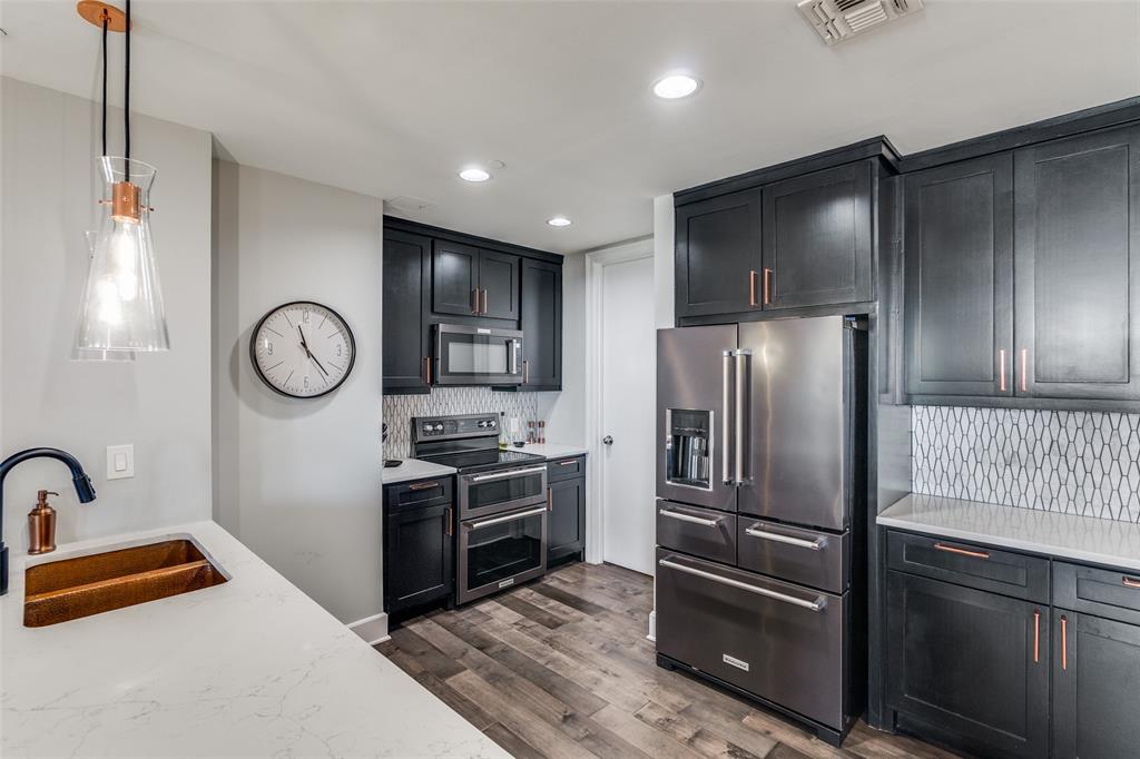 1505 Elm Street Condo - Residential