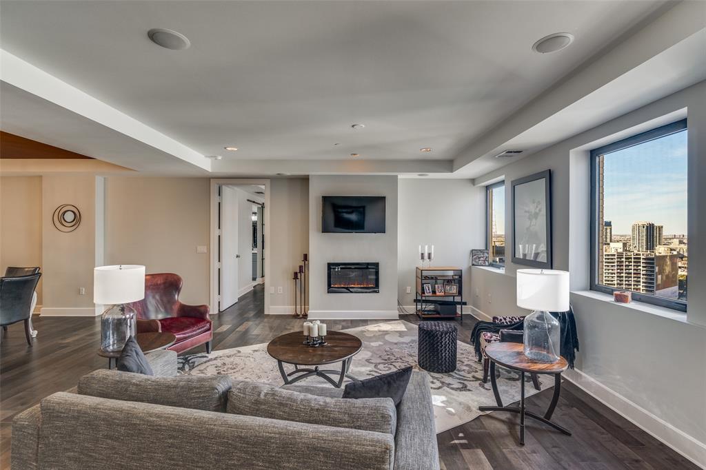 1505 Elm Street Condo - Residential