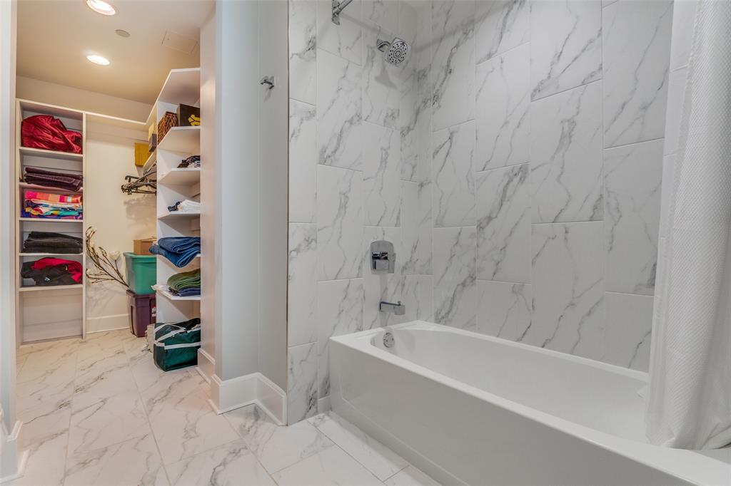 1505 Elm Street Condo - Residential