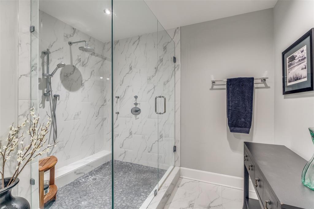1505 Elm Street Condo - Residential
