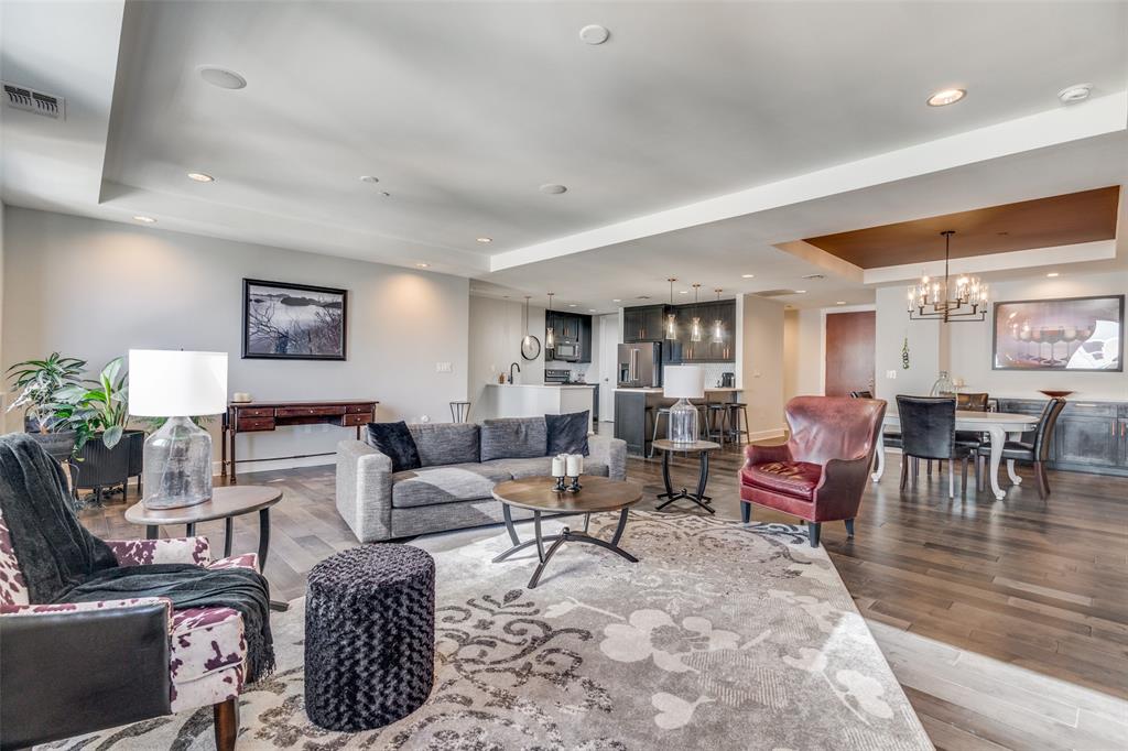 1505 Elm Street Condo - Residential