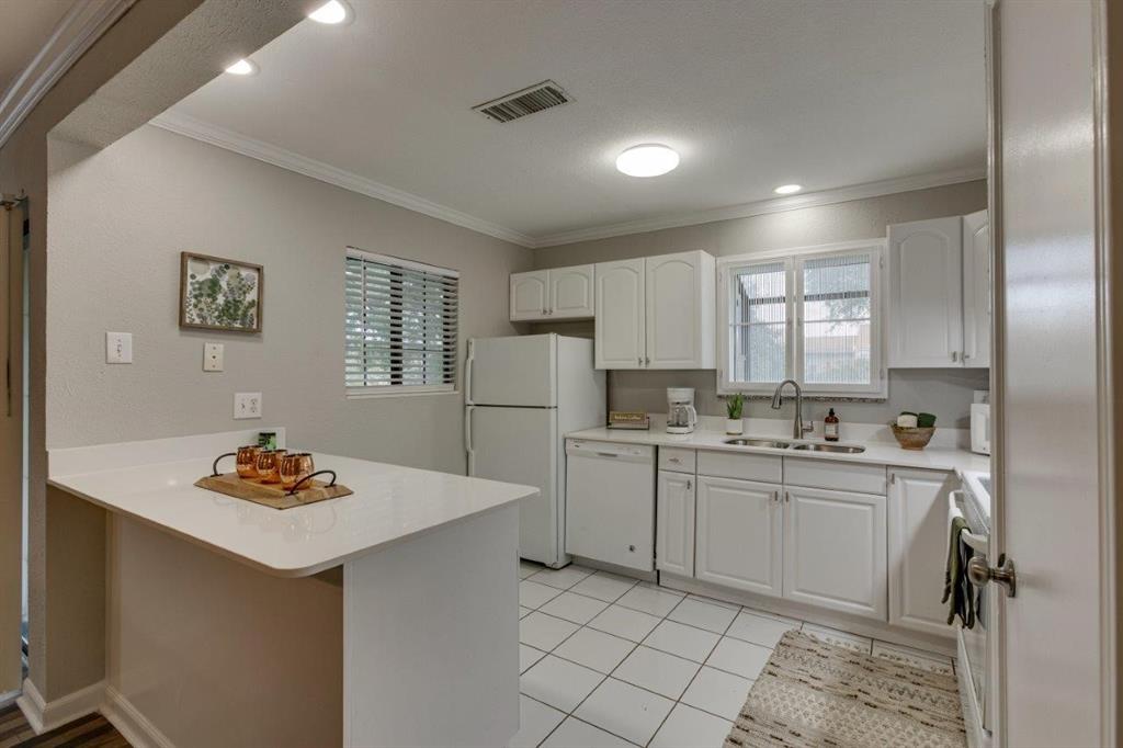 Preston Bend Village Condos - Residential Lease