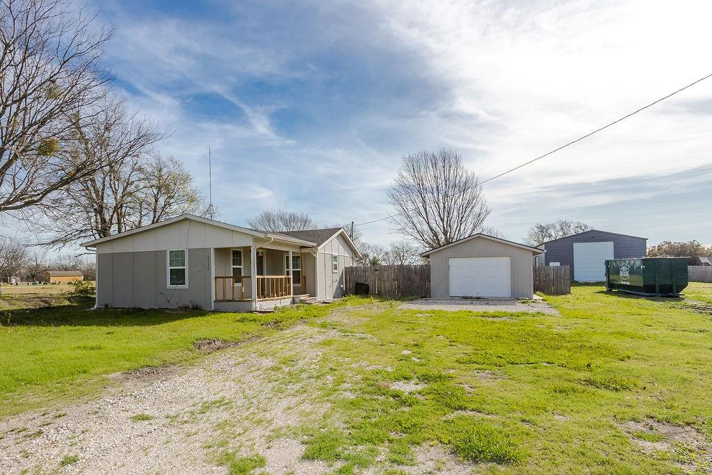 E M Jones Surv Abs #495 - Residential