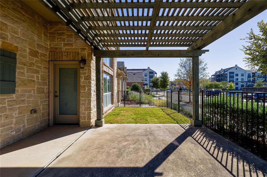 Viridian Village 1F - Residential