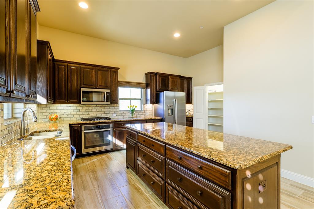 Viridian Village 1F - Residential