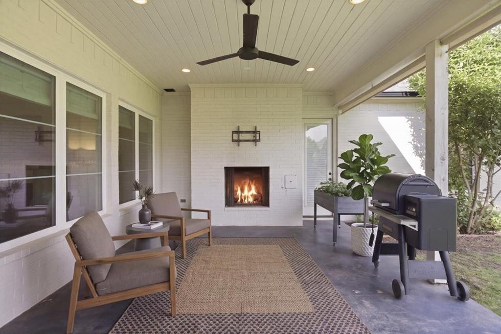 Point Vista at Parks of Aledo - Residential