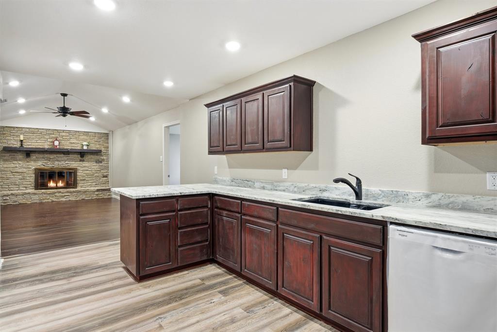 Decordova Bend Estate - Residential