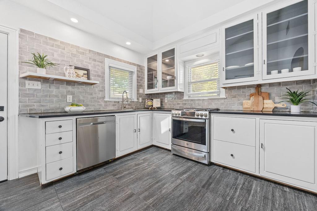 Greenville Crest 03 - Residential