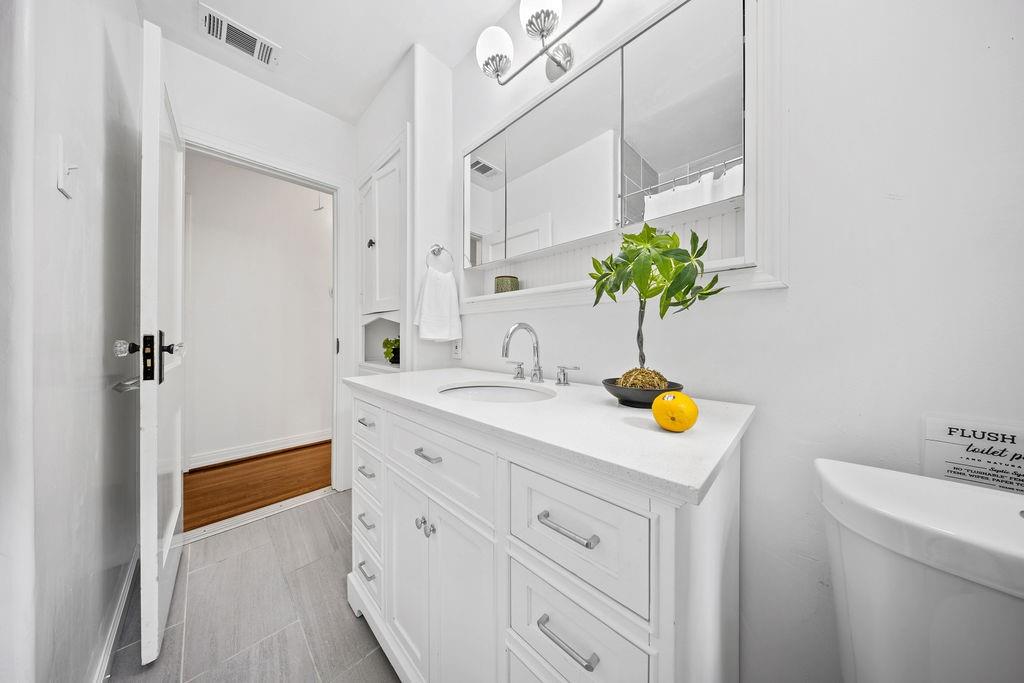 Greenville Crest 03 - Residential